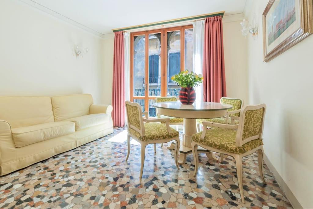 Ca' San Marco, Literally 20 Meters From San Marco Square! Венеция Экстерьер фото